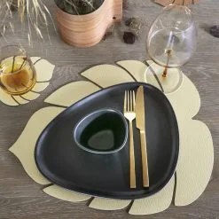 LIND DNA Mantel Individual Monstera Leaf Hippo L -Menaje de mesa Ventas 37384 03 02 2c28be68af