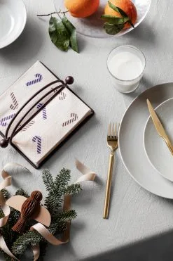 Broste Copenhagen Plato De Mesa Nordic Vanilla Ø26 Cm -Menaje de mesa Ventas 504669 01 3 EnvironmentImage c7023e2e21