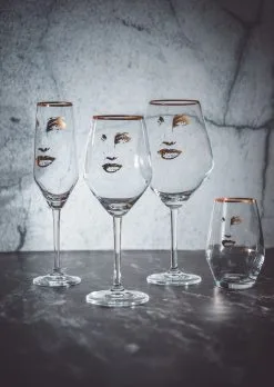 Carolina Gynning Copa De Vino Gold Edition Piece Of Me -Menaje de mesa Ventas 505694 01 3 EnvironmentImage 18d961d41e