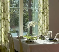 Almedahls Mantel Draken 150x300 Cm -Menaje de mesa Ventas 505731 01 6 EnvironmentImage bd72470784