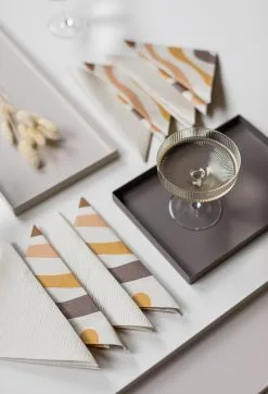 Cooee Design 18 Servilletas Lines 16x16 Cm -Menaje de mesa Ventas 506283 01 3 EnvironmentImage a1316b4ee9