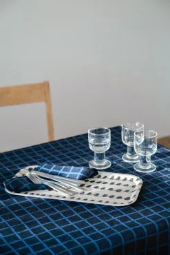 Fine Little Day Bandeja Dot 22x43 Cm -Menaje de mesa Ventas 581759 01 43 EnvironmentImage 60a46e8031