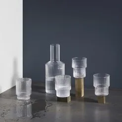 Ferm LIVING Botella Ripple -Menaje de mesa Ventas p 28073 01 02 f29d690dd0